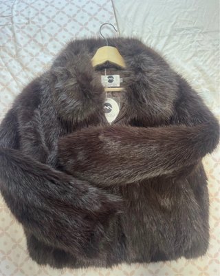 Chaqueta de pelo marrón Alpinisa