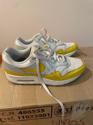 Zapatillas Nike Air Max 1 Blancas y Amarillas