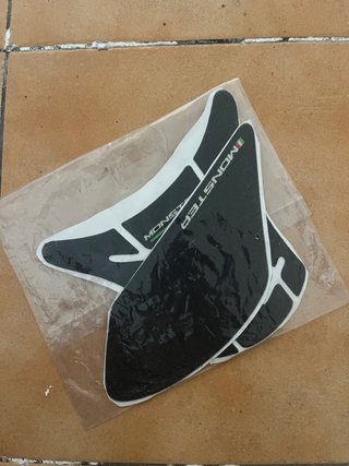 Adhesivos depósito Ducati Monster