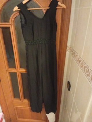 Buzo Negro con Encaje, de vestir