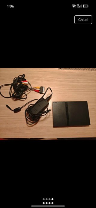 Console PS2 con controller e cavi