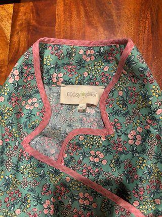 Blusa estilo asiático floral