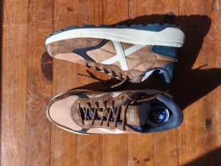 Zapatillas Munich Marrones y azul