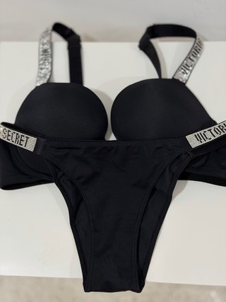 Conjunto Lencería Victoria's Secret Negro