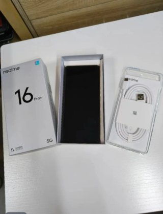 Realme 16 Pro Plus 5G Dorado