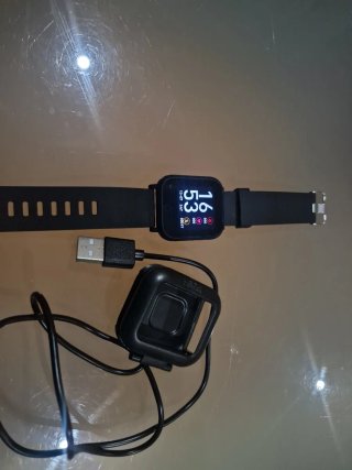 Smartwatch Negro con Cargador