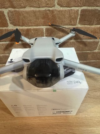 Dron DJI Mini 3