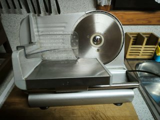 Cortadora de fiambre eléctrica
