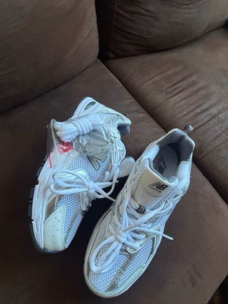 Zapatillas New Balance 530 Blancas y Plata