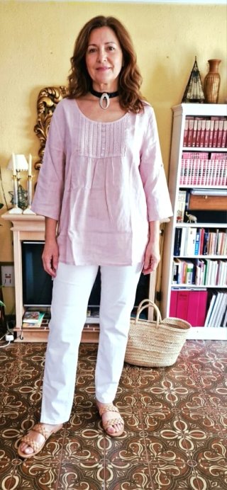Camisa de lino rosa empolvado