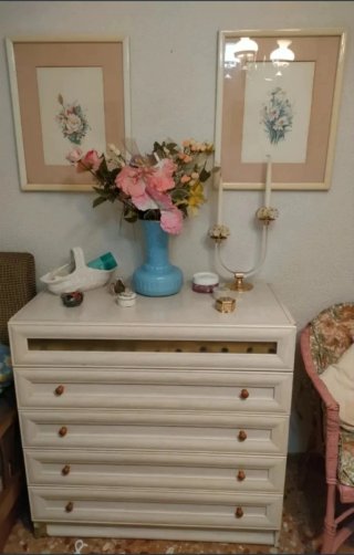Cómoda de dormitorio marfil