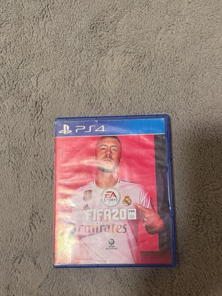 PS4 Nera, Volante e 6 Giochi