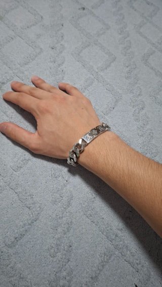 Pulsera Louis Vuitton Plateada