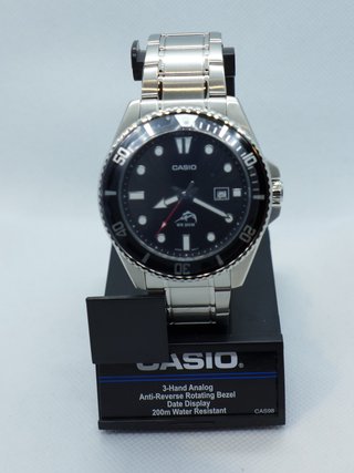 Casio MDV-106DD-1A1V Marlin Duro NUEVO