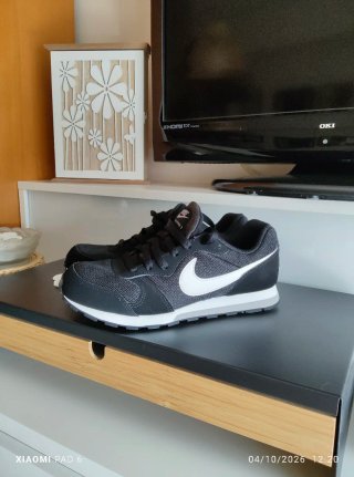 Zapatillas Nike Runner Negras T38.5