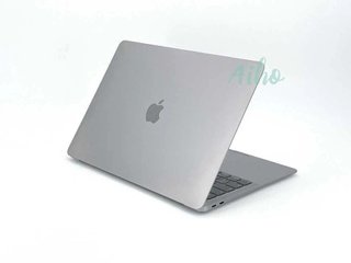 MacBook Air 13" (2020) Intel Core i5 1.1GHz 4 núcleos - SSD 512GB - RAM 8GB - Gris Espacial