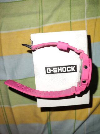 Reloj G-Shock rosa fucsia
