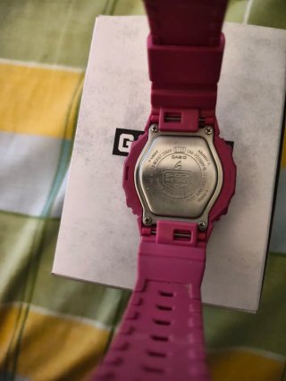 Reloj G-Shock rosa fucsia
