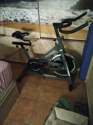 Bicicleta Spinning RUNFITcon poco uso