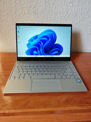 Portátil HP i5 Gen 8 256GB SSD