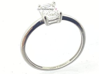 sortija oro 18k con diamante de laboratorio