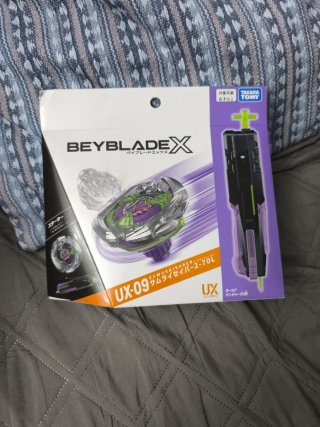 Beyblade X Starter Samurai Saber 2-70L