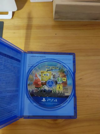 Lote 4 Videojuegos PS4: Crash, Spiderman, FIFA, Bob