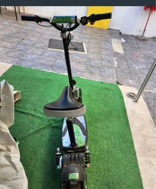Patinete Eléctrico 1300W con Asiento (Sinbateria)