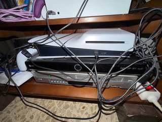 PlayStation 5 1TB con controller e 2 giochi