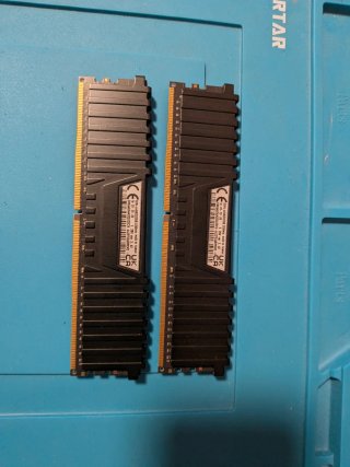 Corsair DDR4 64GB (2x32GB) 3200MHz