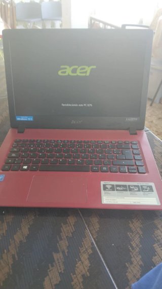 Portatile Acer Aspire 1 Rosso