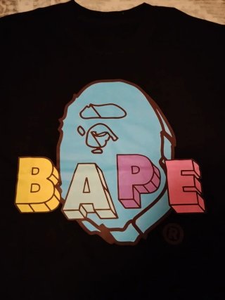 2 Camisetas Bape, nuevas sin etiquetas.