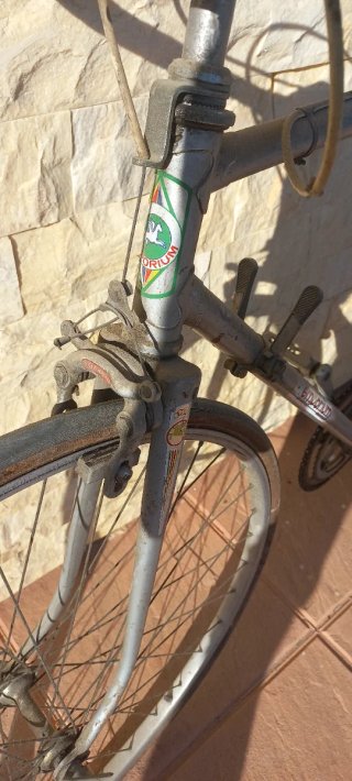 Bicicleta de Carretera Antigua Emporium