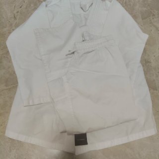 Mono de Judo Outshock Blanco talla130 cm