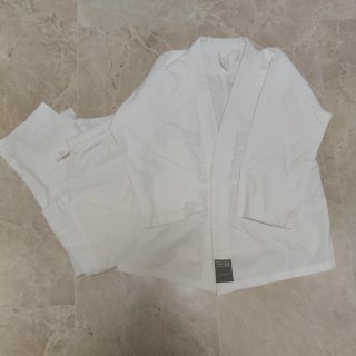 Mono de Judo Outshock Blanco talla130 cm