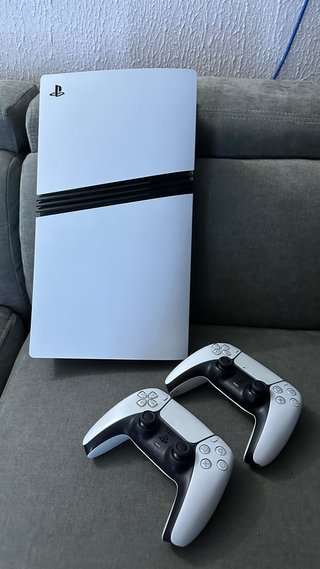 PlayStation 5 Pro 2TB