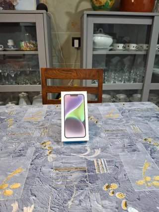 Scatola iPhone 14 Plus viola