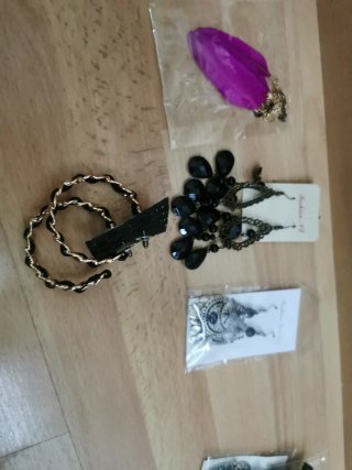 Lote de 7 pares de pendientes de bisutería