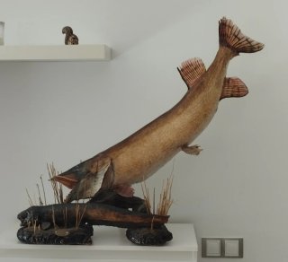 Figura Decorativa Lucio Atacando a Siluro