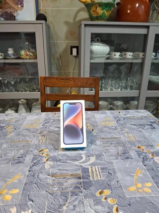 Scatola iPhone 14 Plus blu