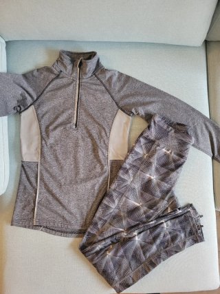 Conjunto deportivo mujer gris