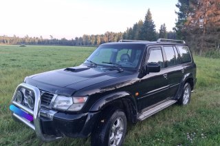Nissan Patrol GR61
