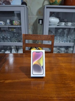 Scatola iPhone 14 bianco
