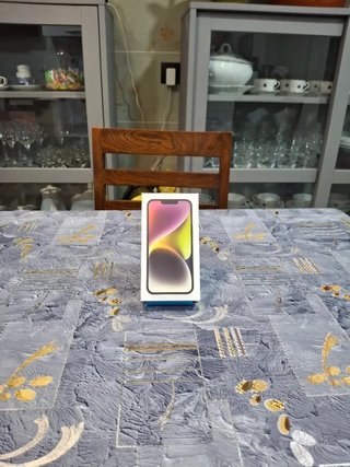 Scatola iPhone 14 bianco