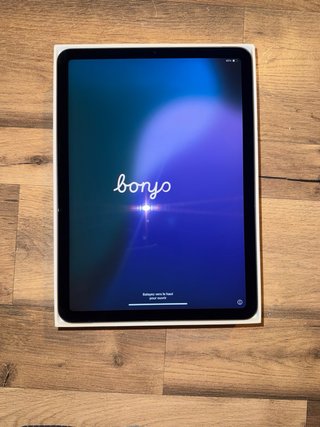 iPad Air 5ª generazione 64 GB + Apple Pencil 2 in vendita