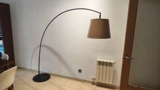 Lámpara de pie IKEA SKOTTORP