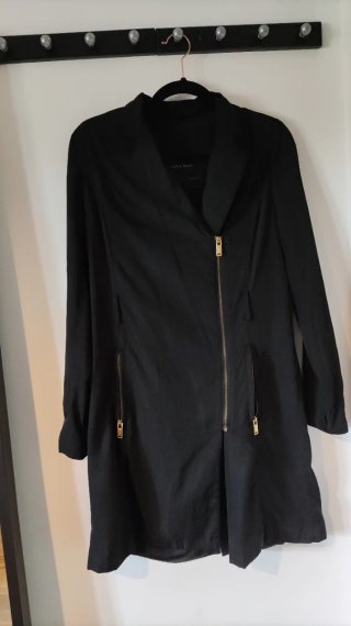 Gabardina Negra Zara