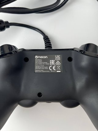 Controller NACON DualShock 4 per PS4