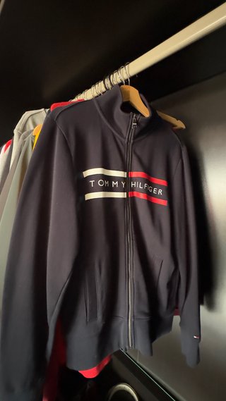Chaqueta Tommy Hilfiger Azul y Roja