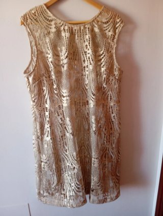 Vestido fiesta guipur dorado